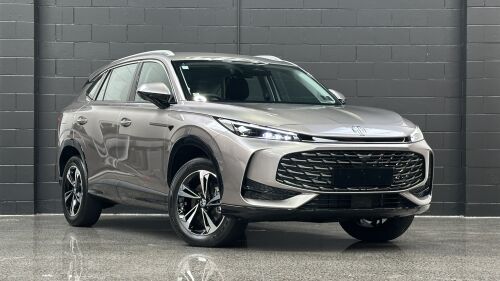 MG HS 2024