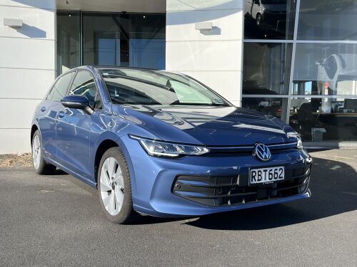 Volkswagen Golf 2025