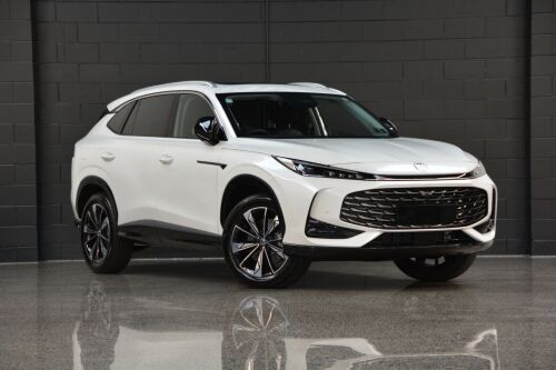 MG HS 2025