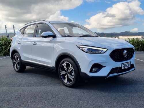 MG ZS 2025