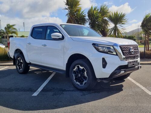 Nissan Navara 2025