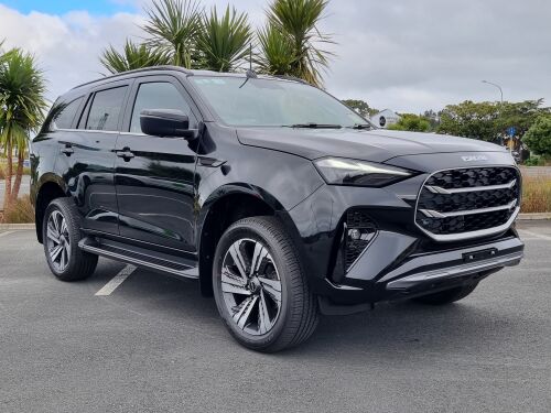 Isuzu MU-X 2025