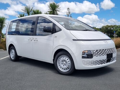 Hyundai Staria Load 2026