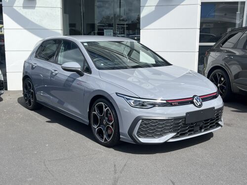 Volkswagen Golf 2024