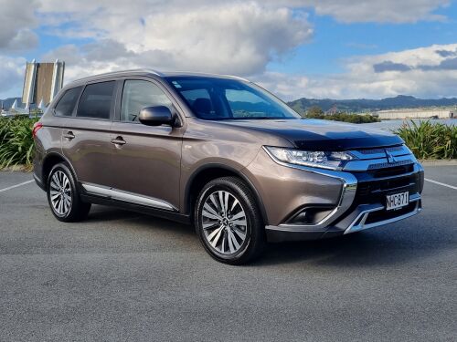 Mitsubishi Outlander 2021
