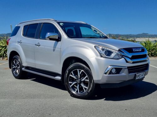 Isuzu MU-X 2021