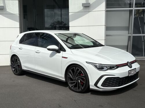 Volkswagen Golf 2021