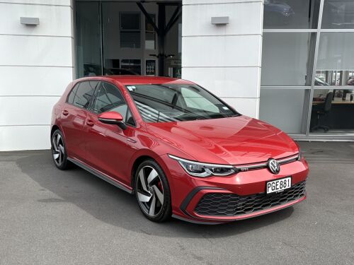 Volkswagen Golf 2021