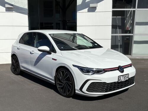 Volkswagen Golf 2024