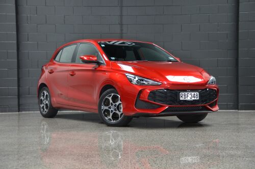 MG 3 2025