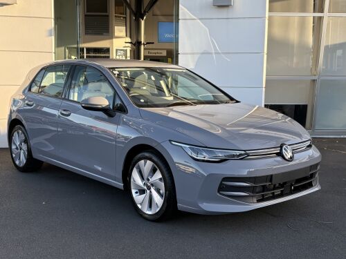 Volkswagen Golf 2025