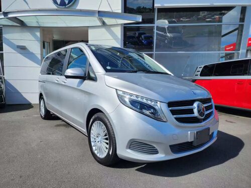 Mercedes-Benz V 220 d 2016