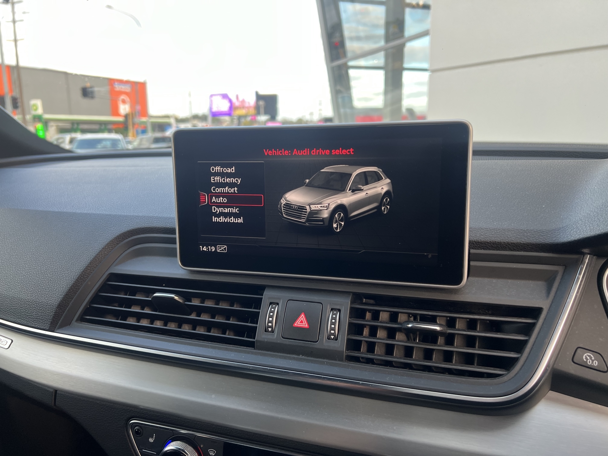 Audi Q5 2020 - 18