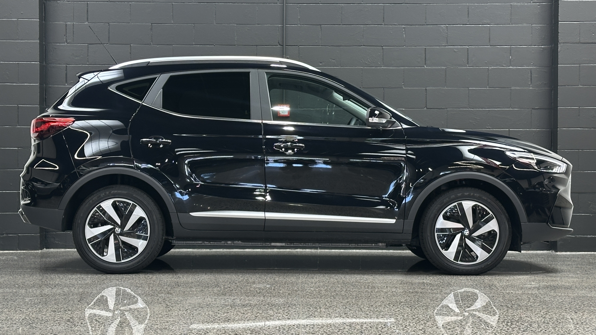 MG ZS 2025 - 3