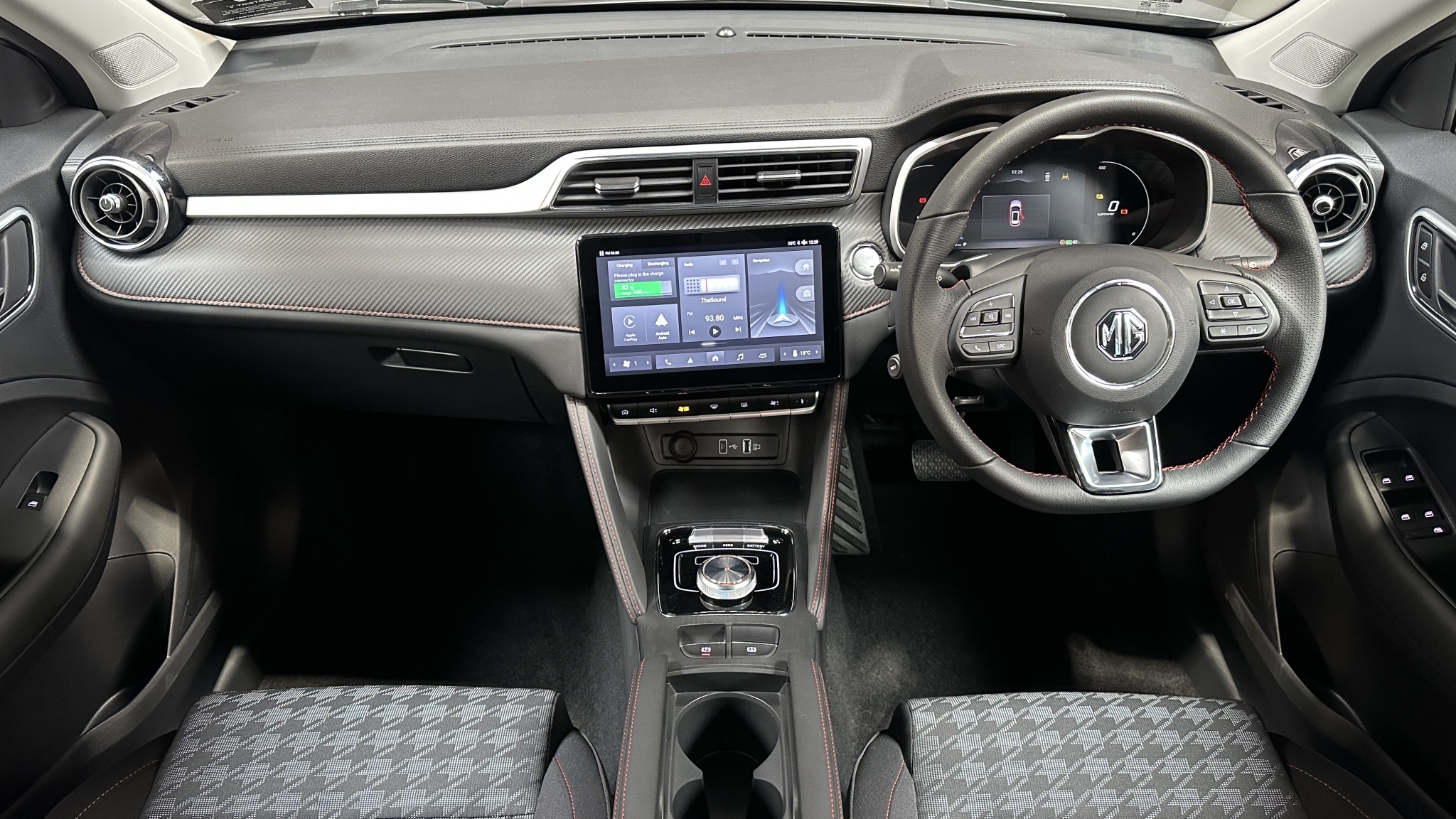 MG ZS 2025 - 12