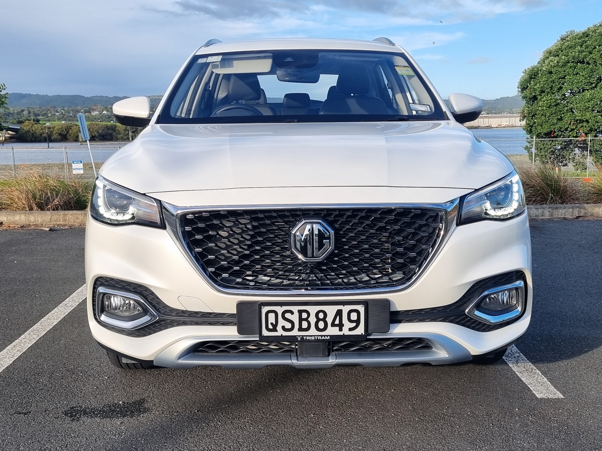 MG HS 2024 - 2