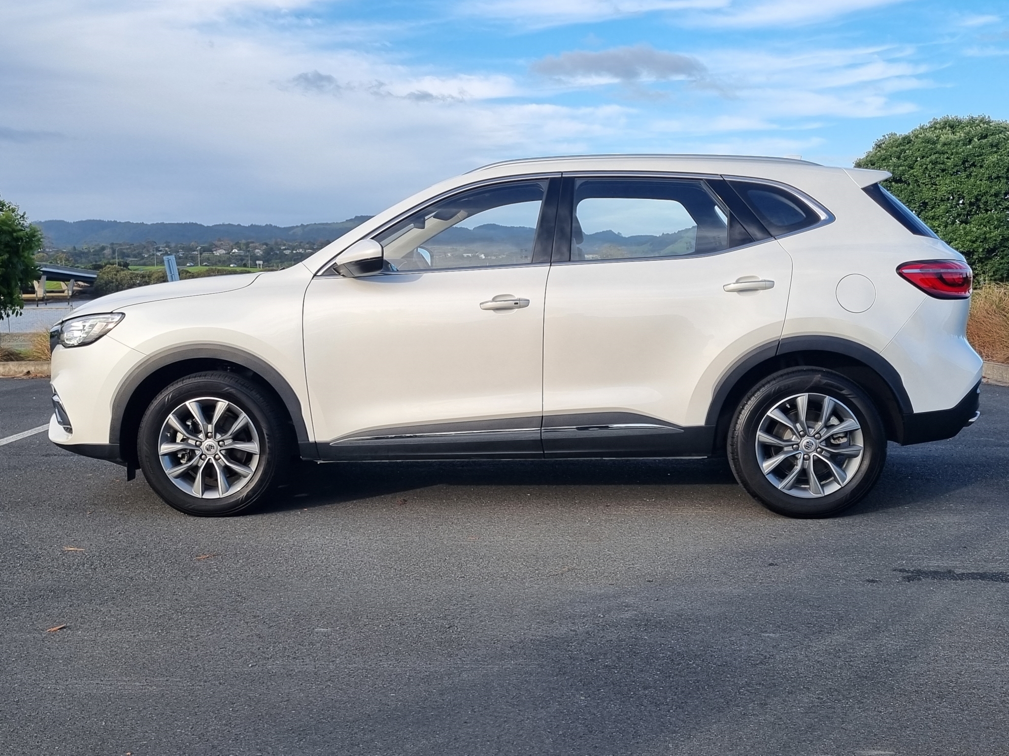 MG HS 2024 - 5