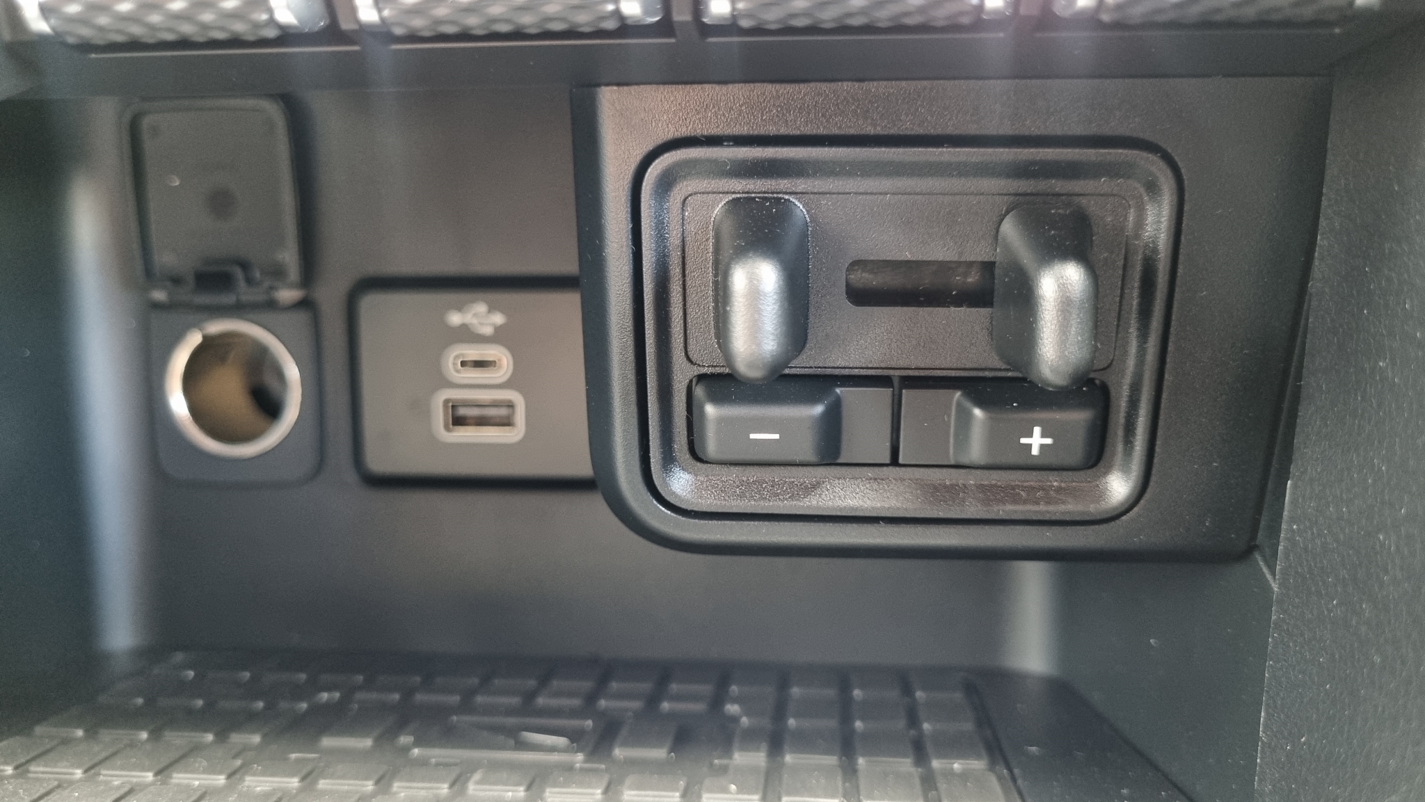 Volkswagen Amarok 2024 - 17