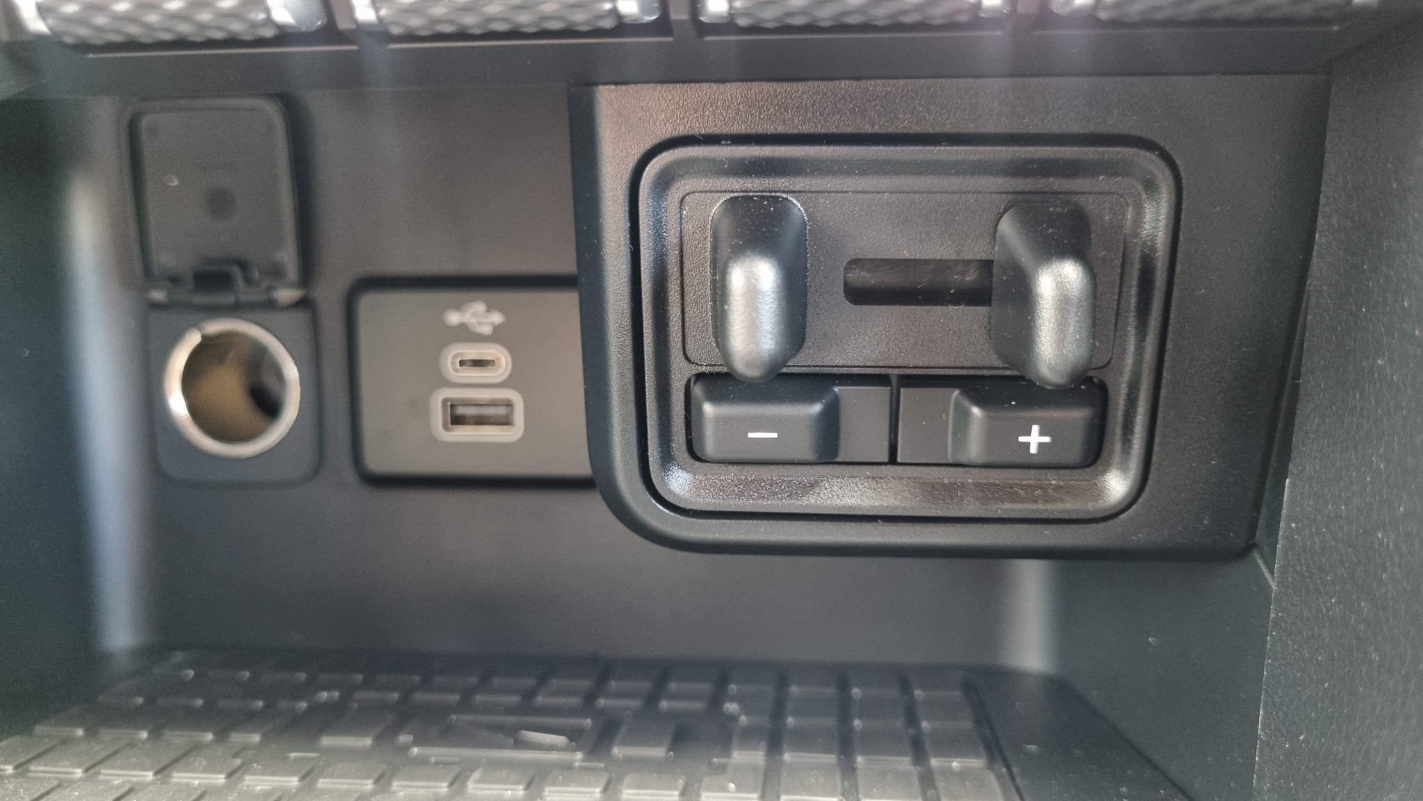 Volkswagen Amarok 2024 - 17