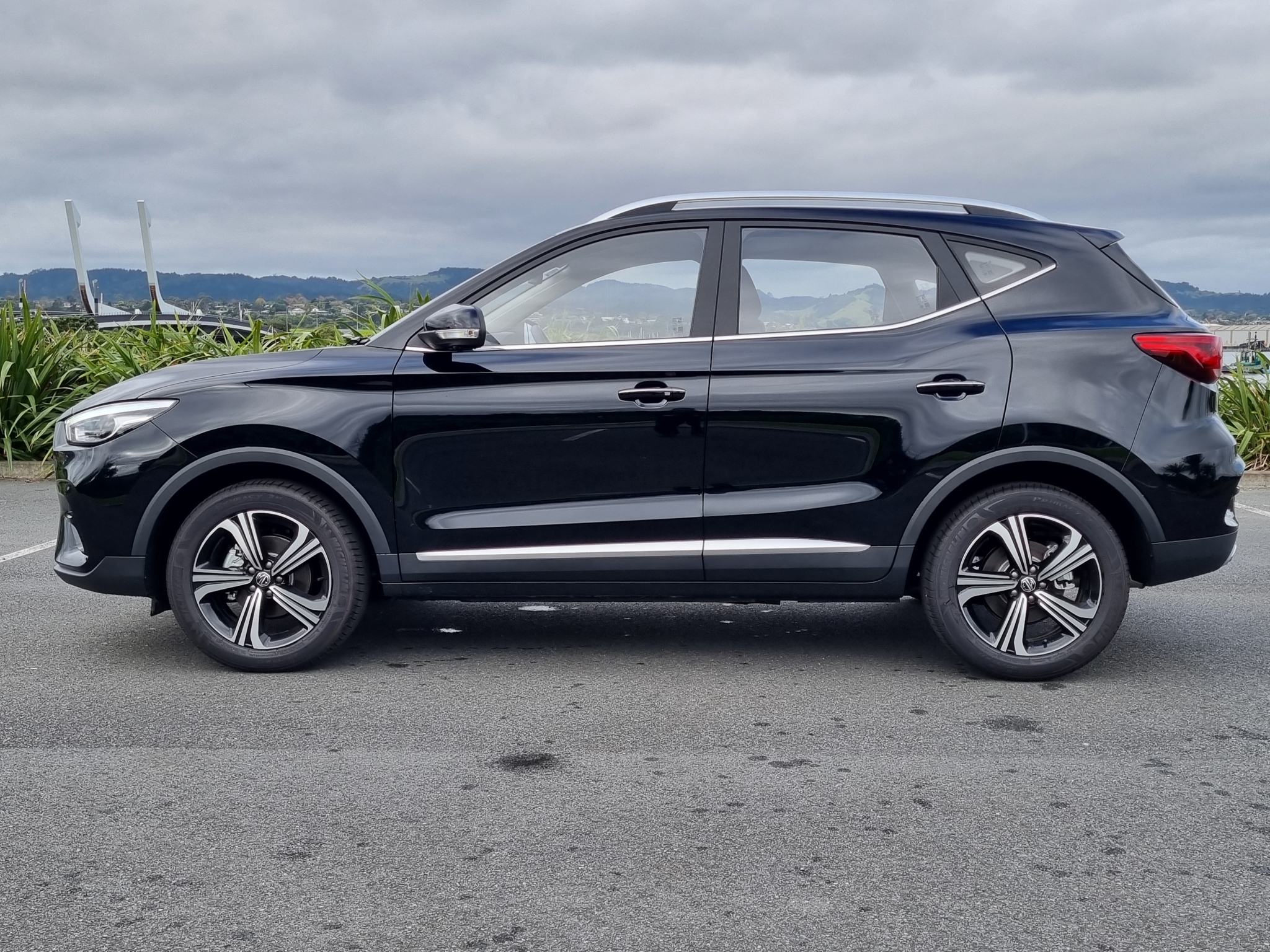 MG ZS 2025 - 5