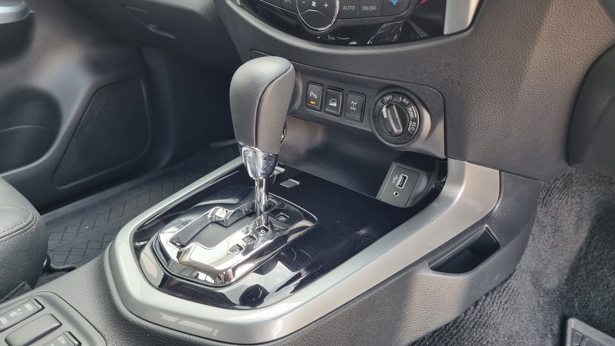 Nissan Navara 2025 - 14