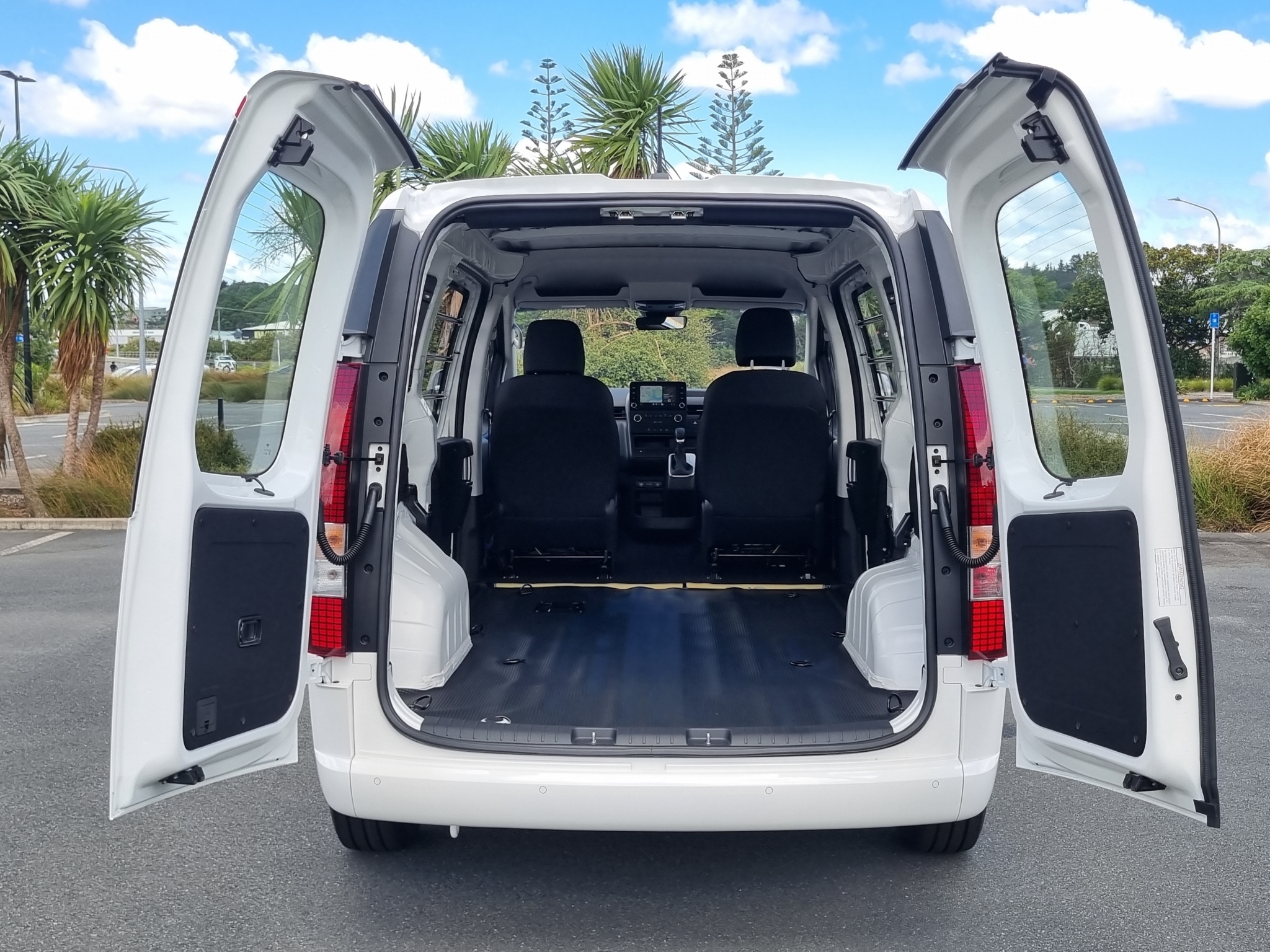 Hyundai Staria Load 2026 - 6