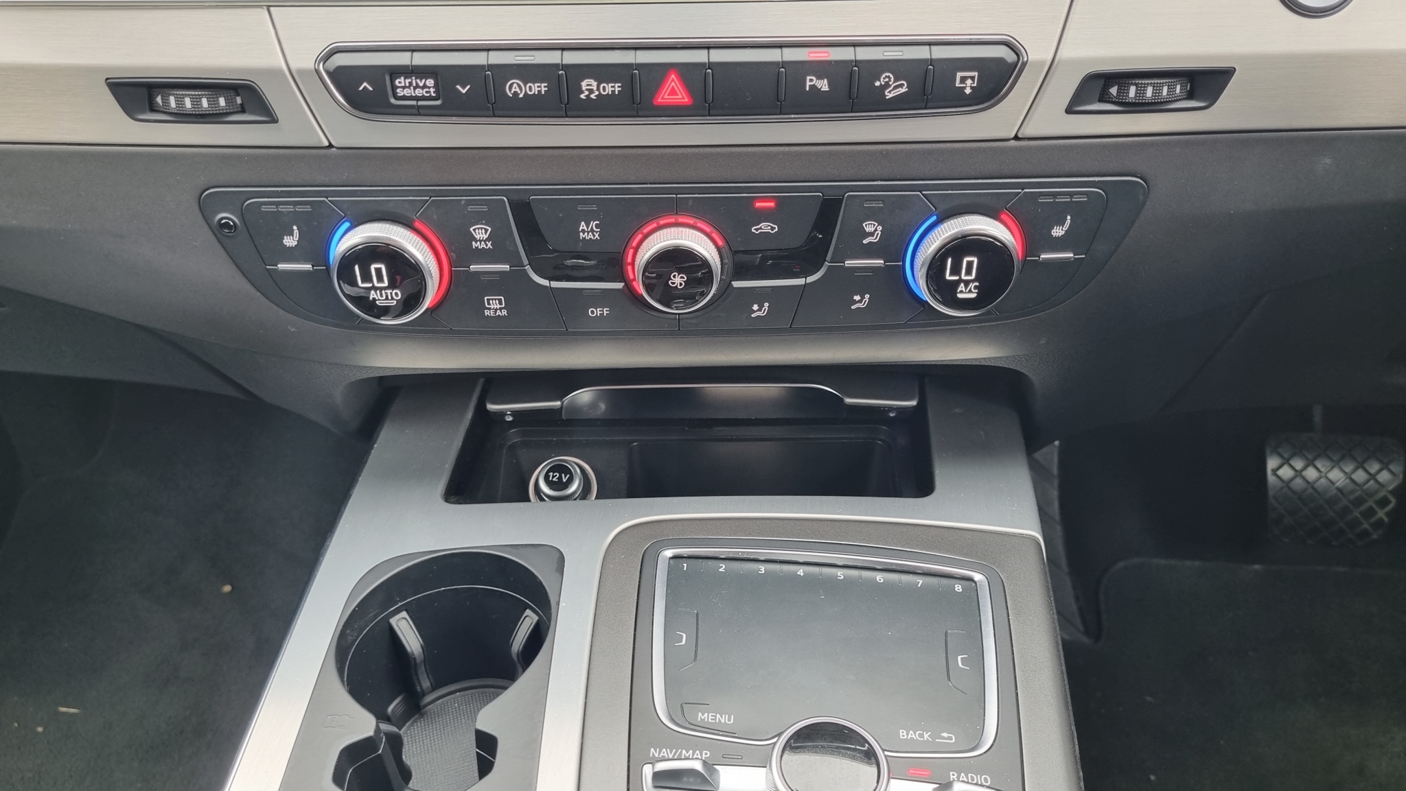 Audi Q7 2015 - 19