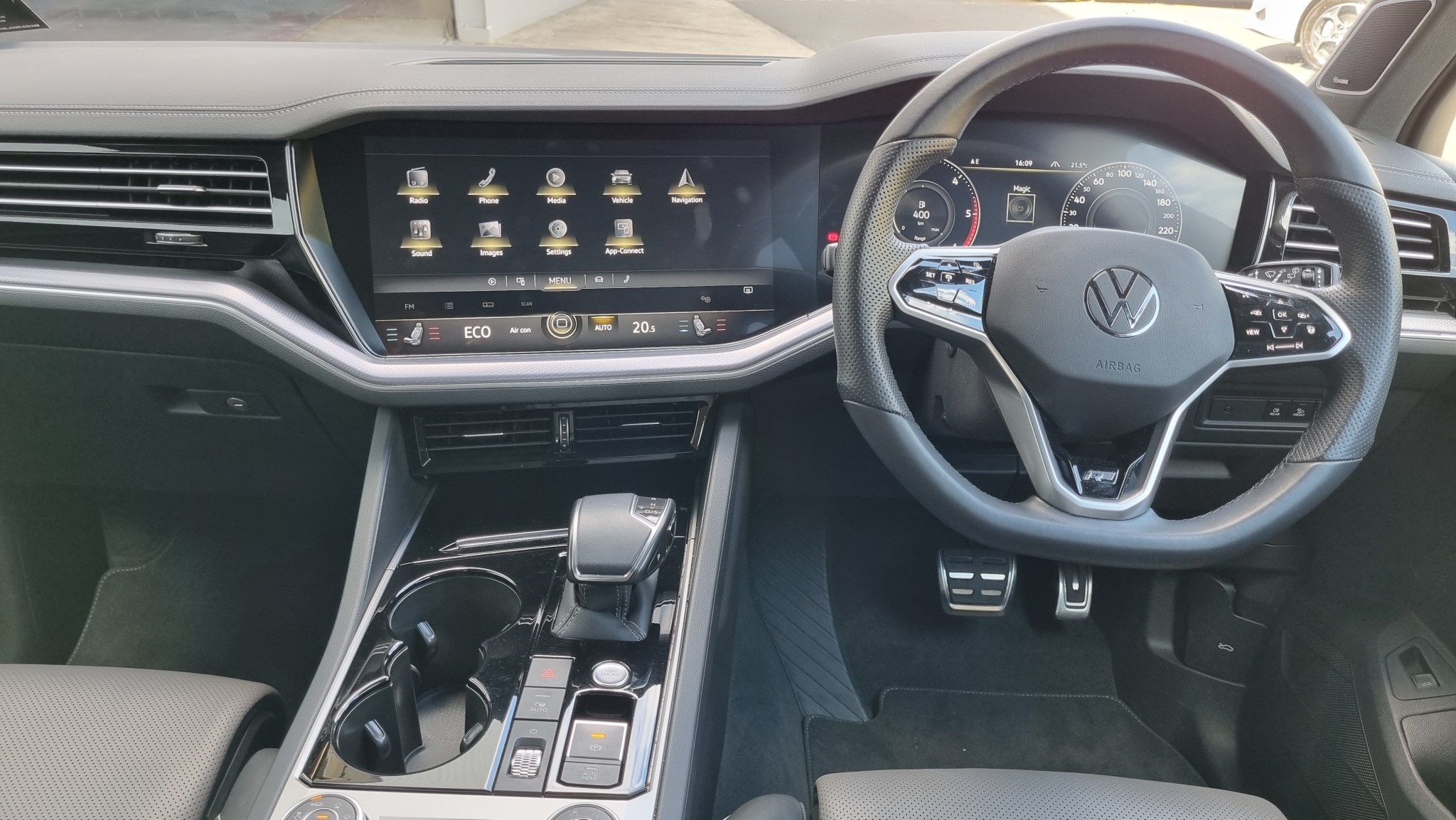 Volkswagen Touareg 2021 - 10