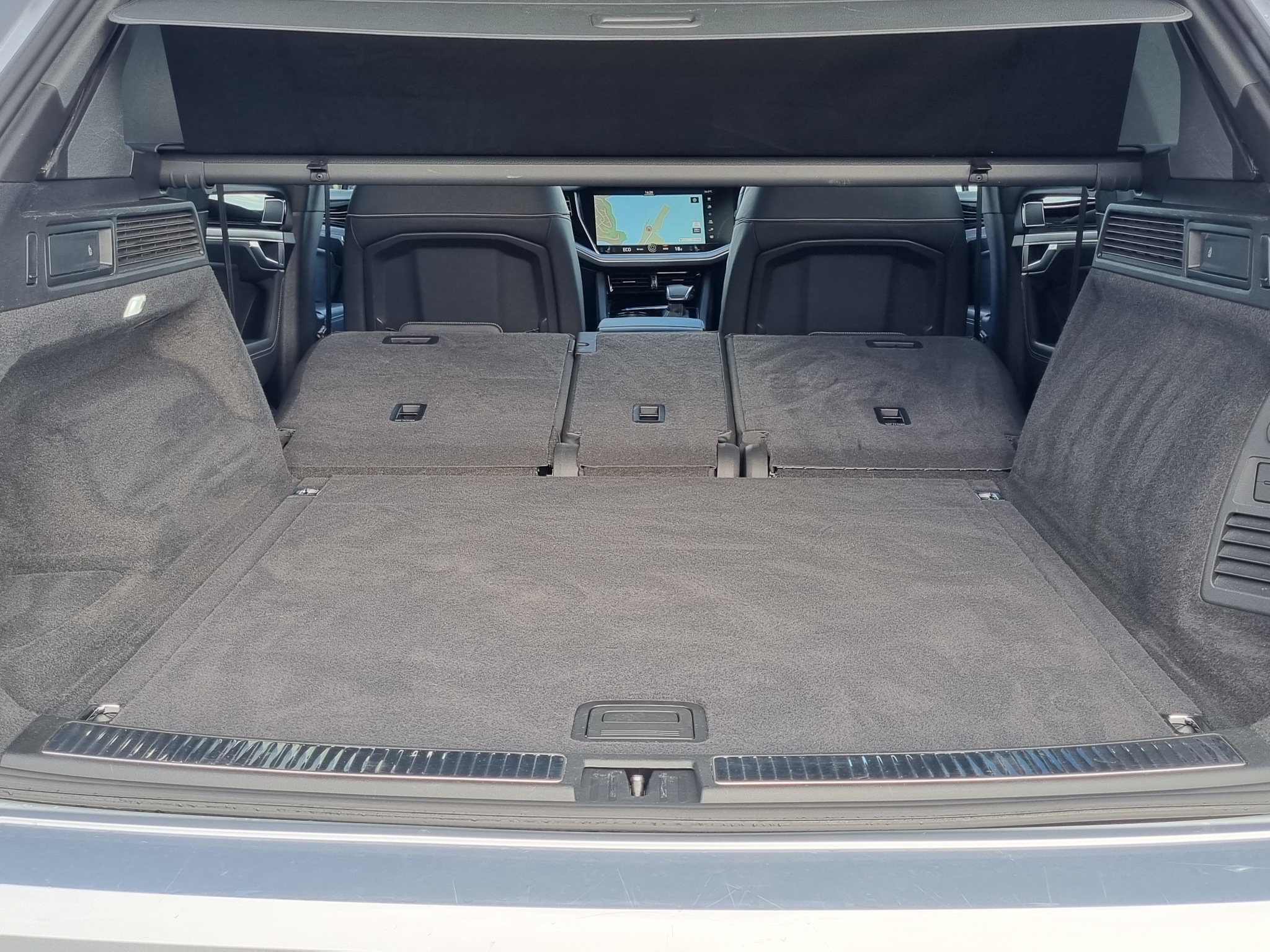 Volkswagen Touareg 2021 - 19