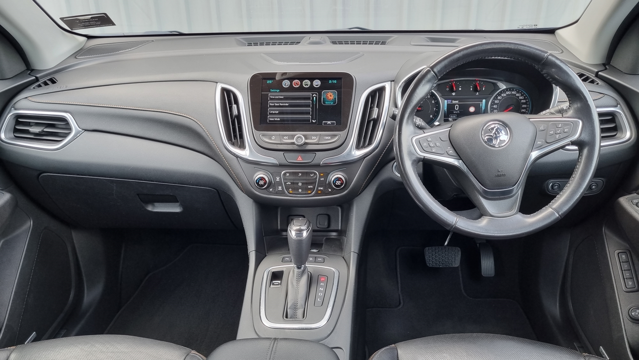 Holden Equinox 2018 - 12