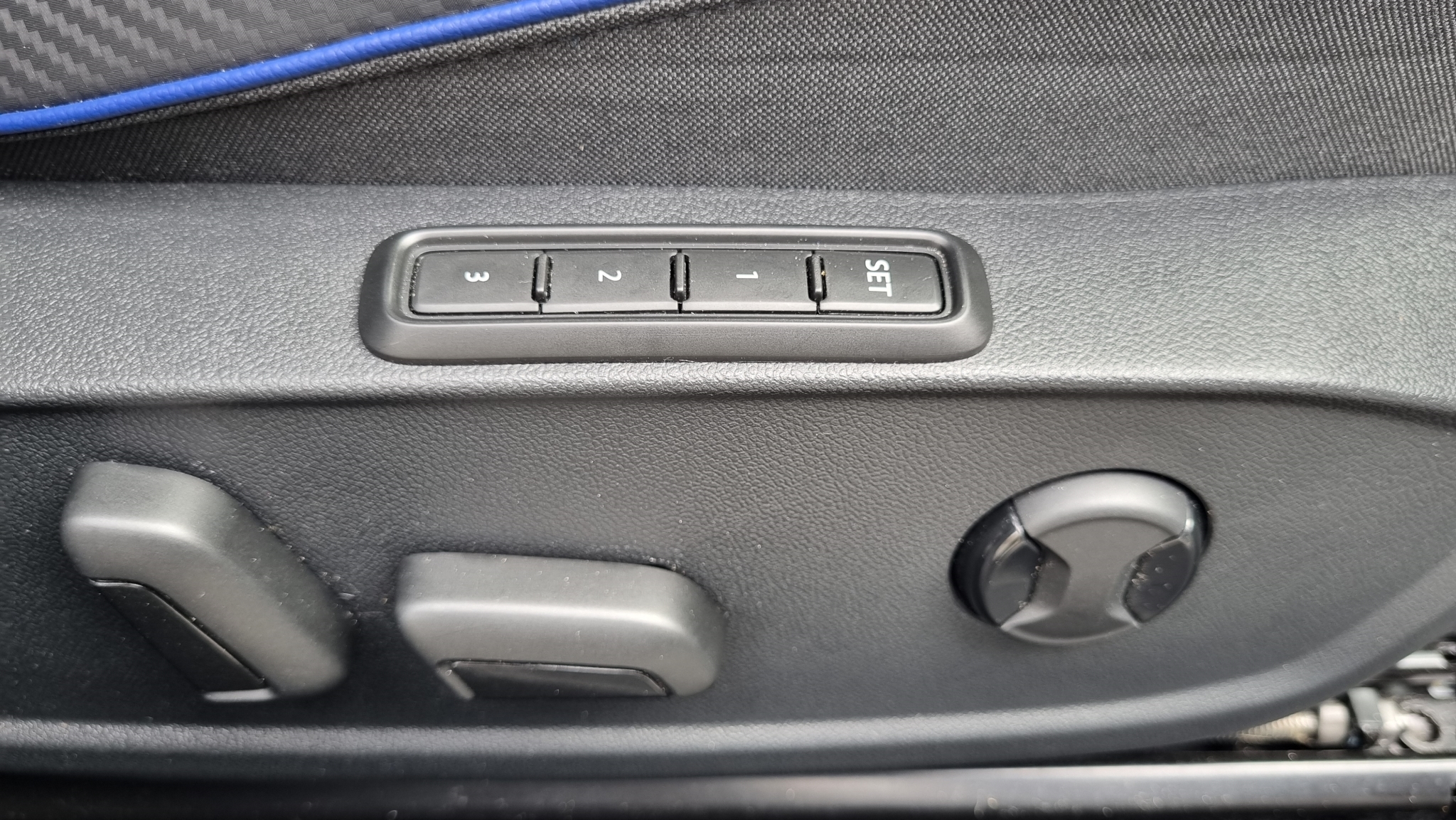 Volkswagen Golf 2022 - 17