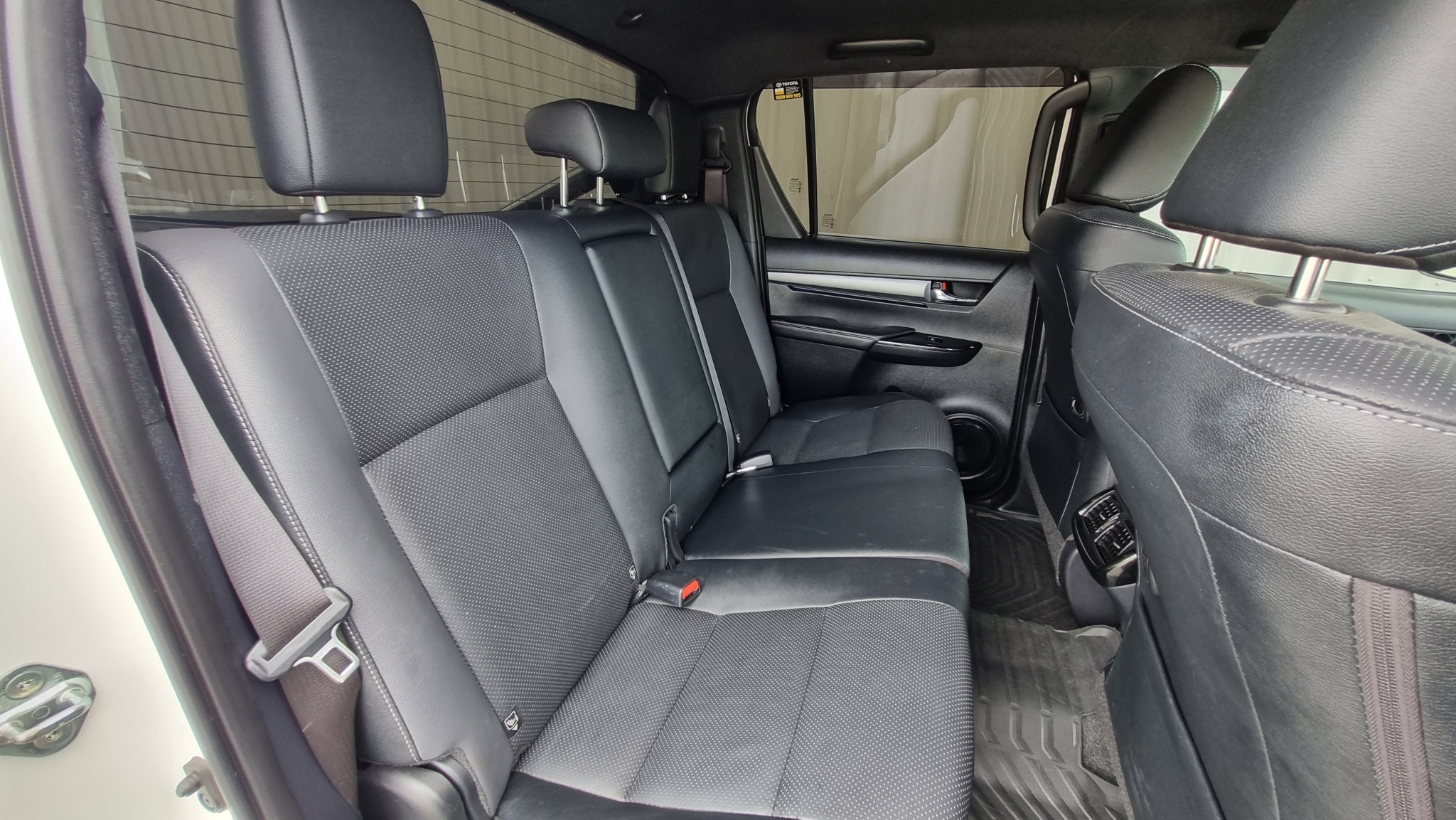 Toyota Hilux 2021 - 9