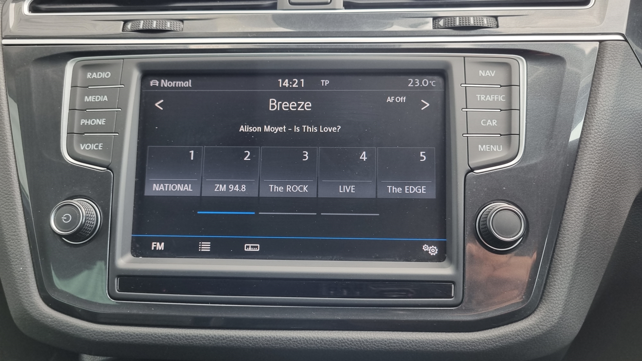 Volkswagen Tiguan 2017 - 14