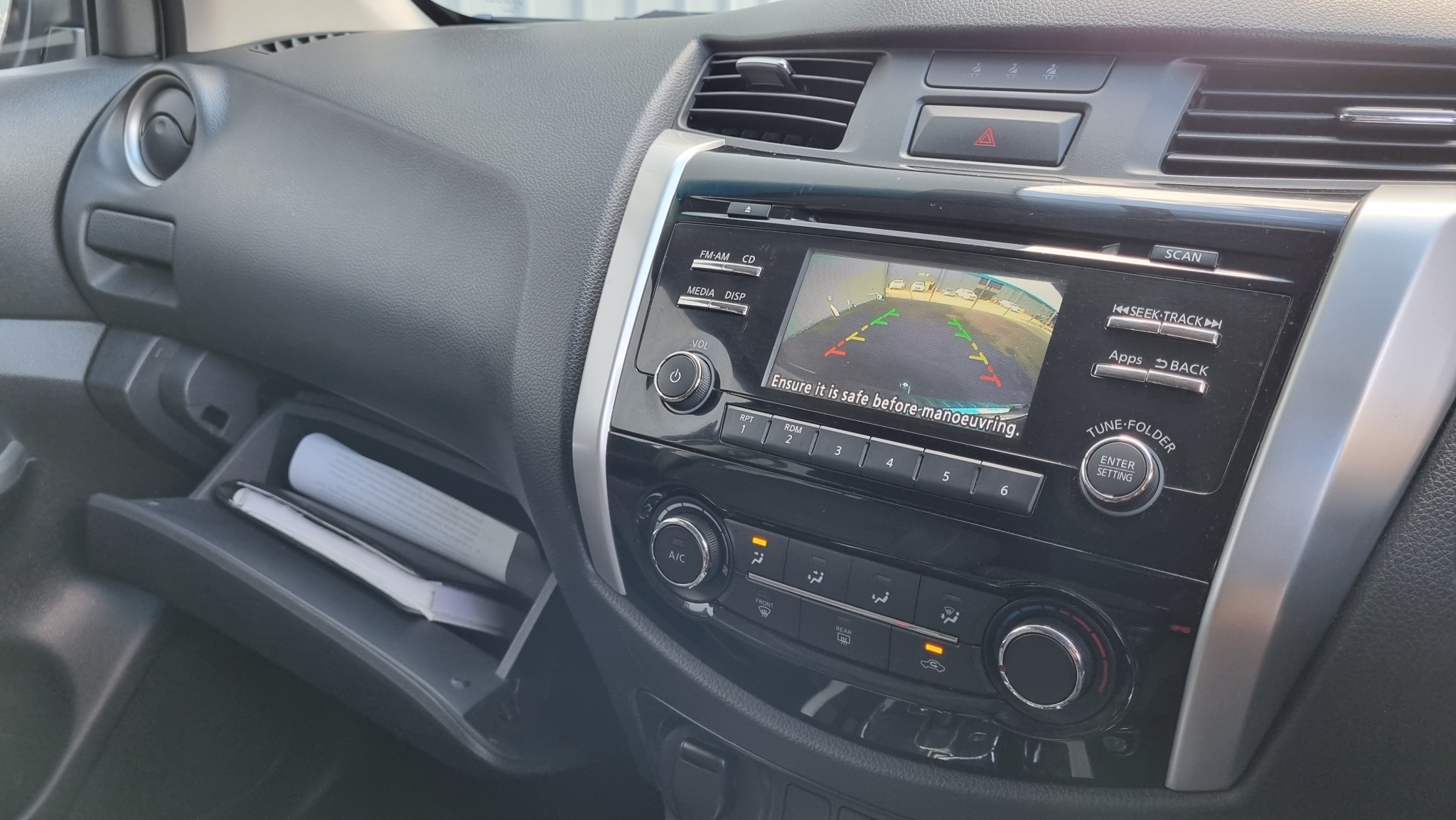Nissan Navara 2016 - 17