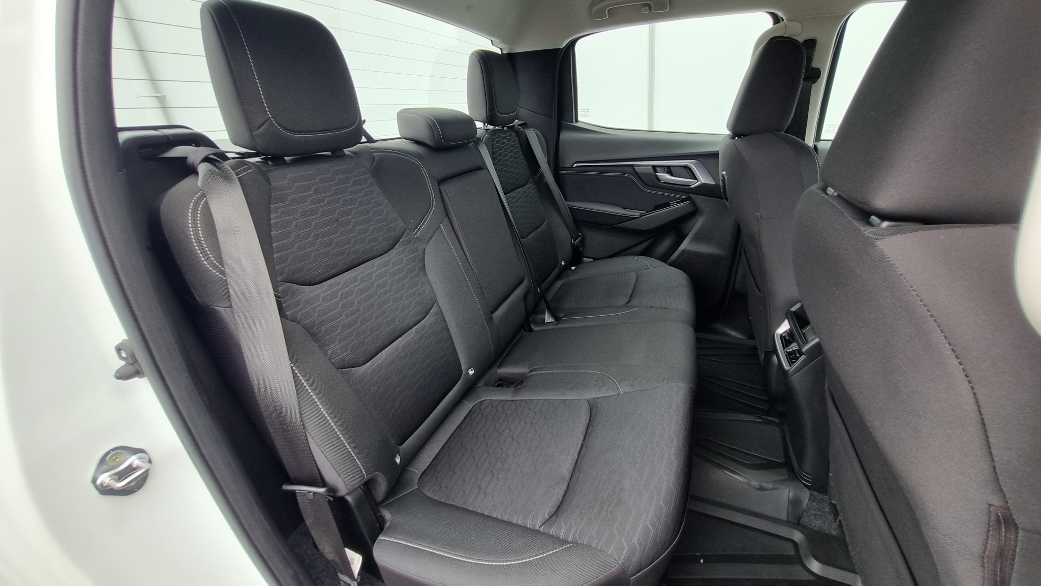 Isuzu D-Max 2023 - 11