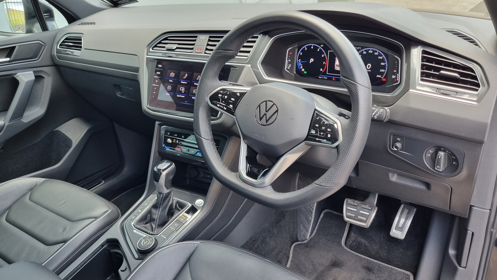 Volkswagen Tiguan 2021 - 13
