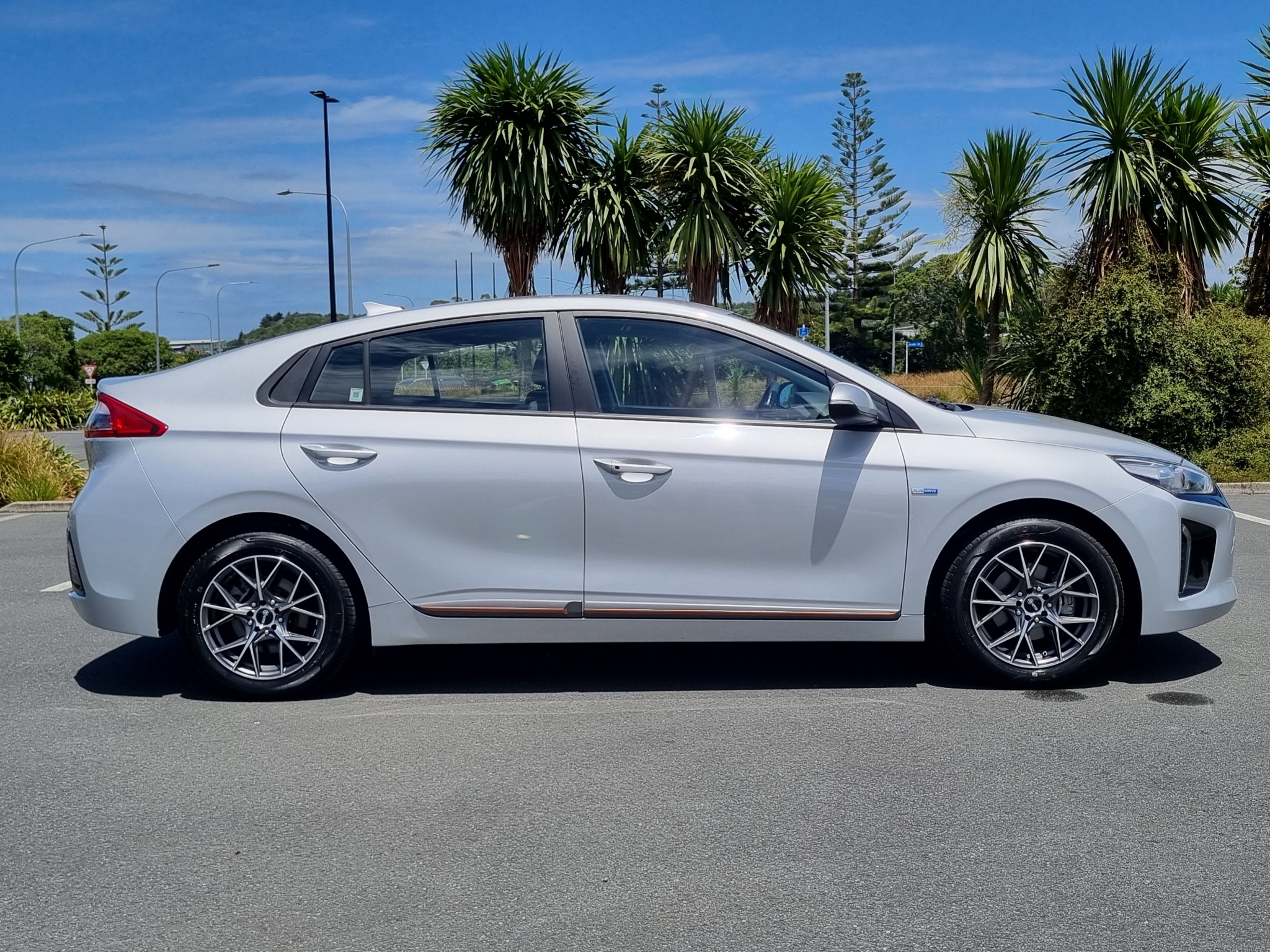 Hyundai IONIQ 2019 - 6