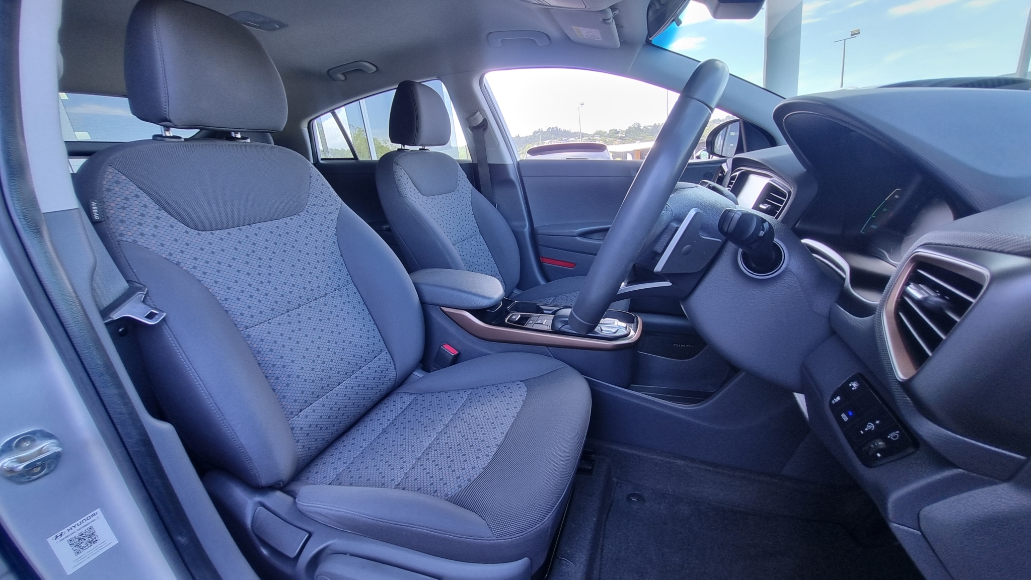 Hyundai IONIQ 2019 - 11