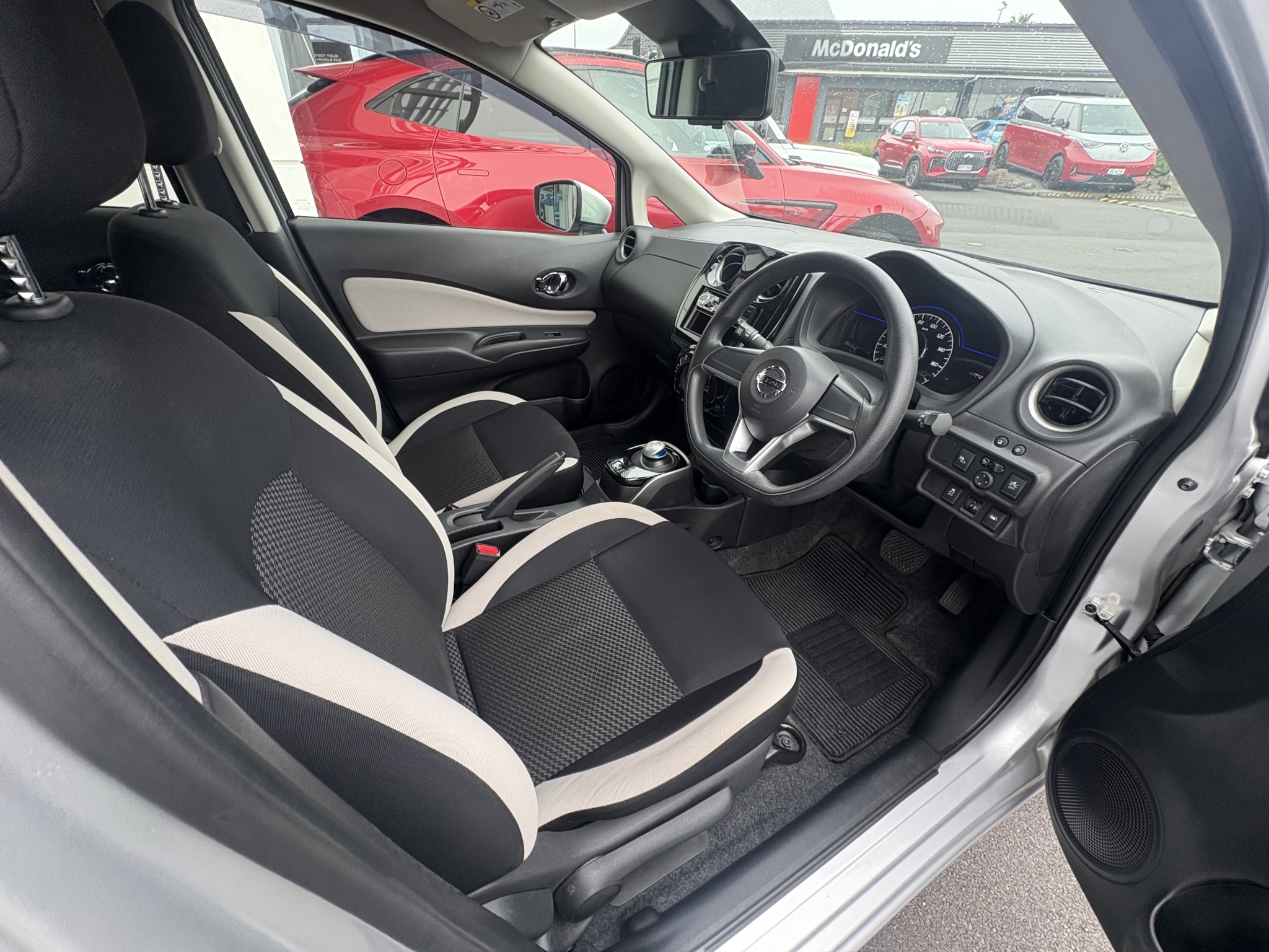 Nissan Note 2020 - 9