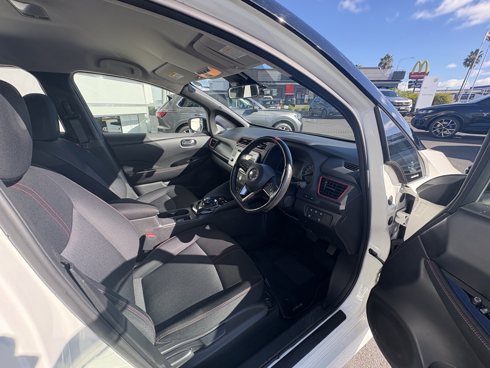 Nissan LEAF 2018 - 7