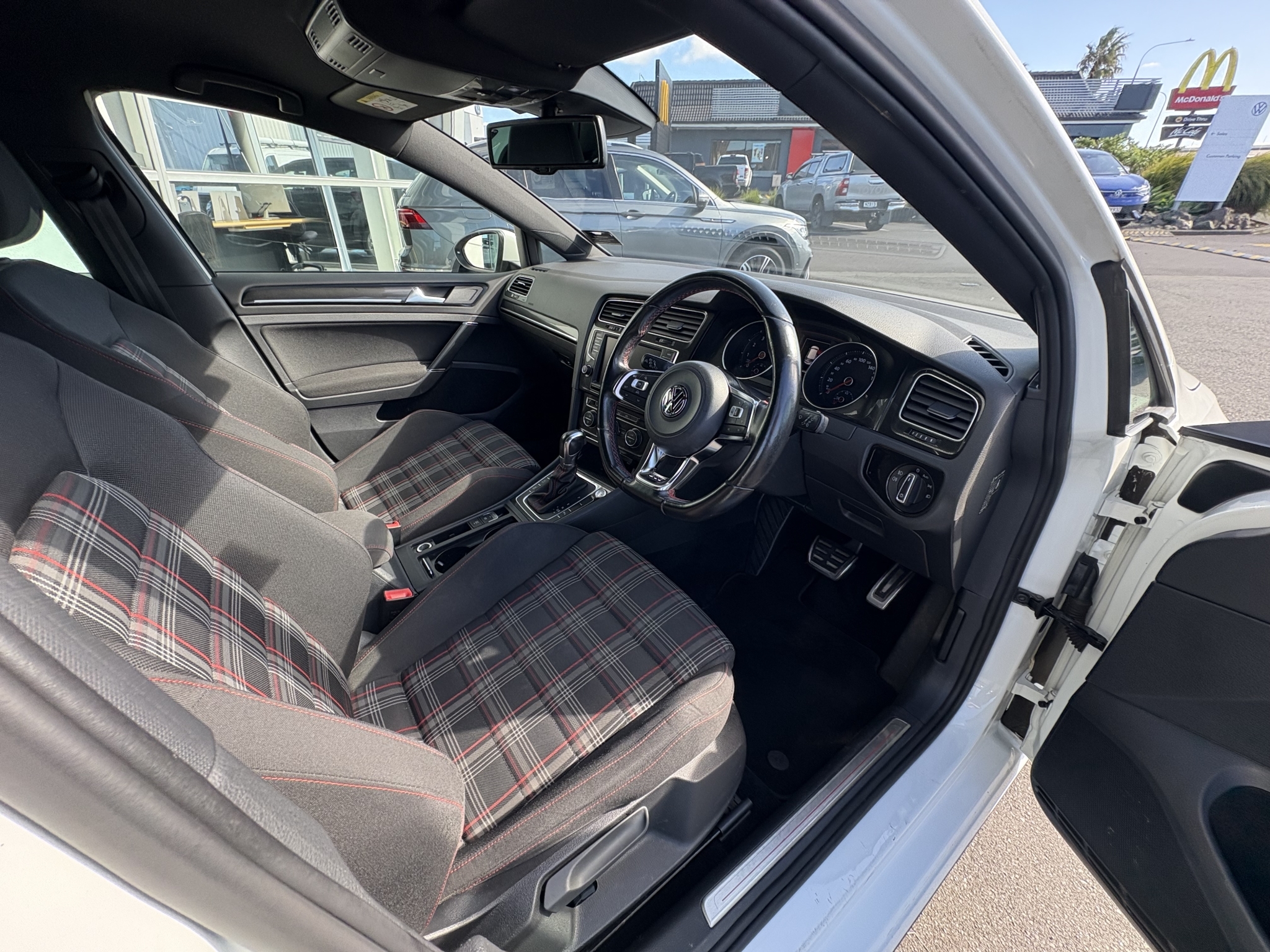 Volkswagen Golf 2015 - 8