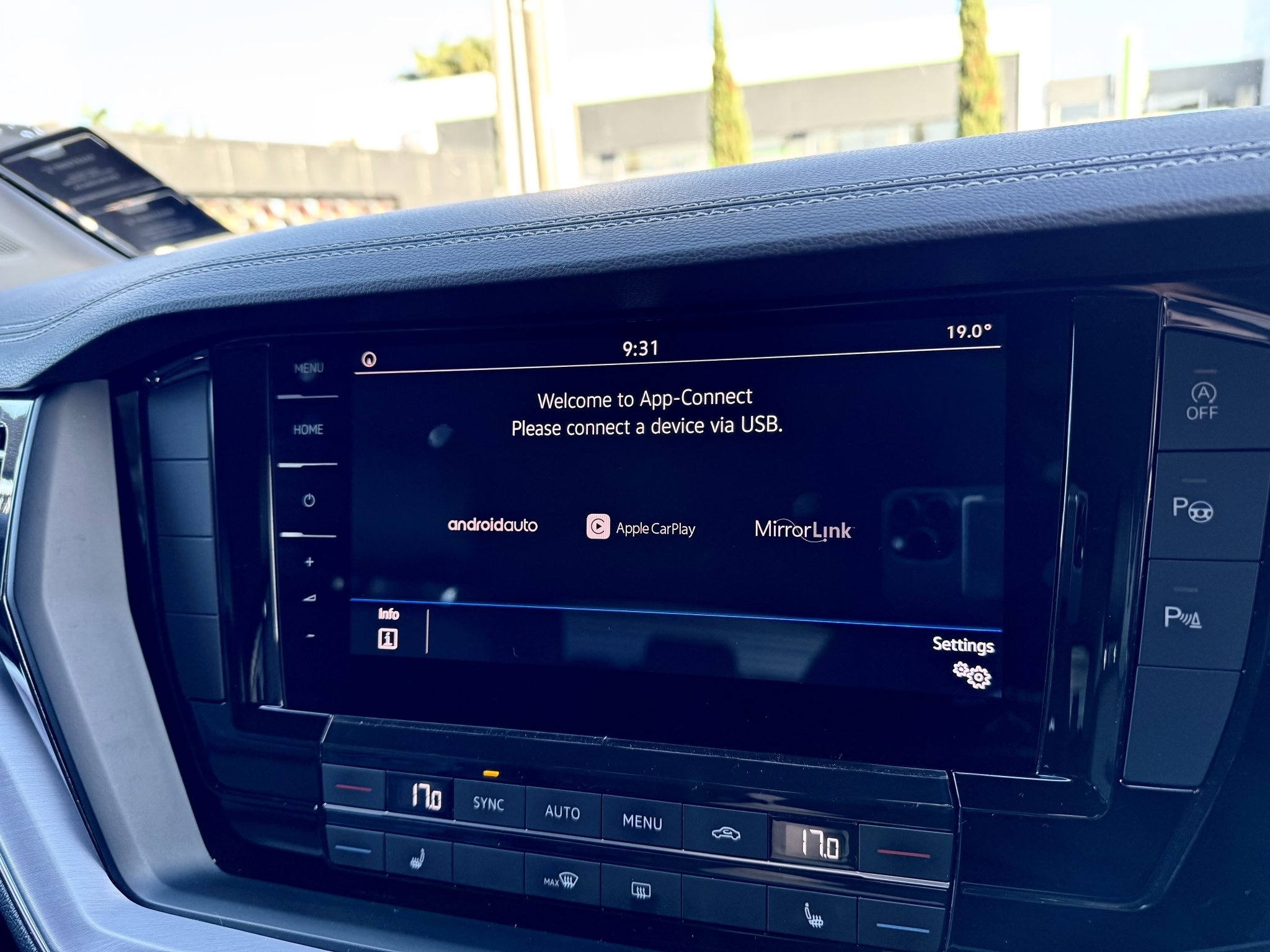 Volkswagen Touareg 2018 - 14