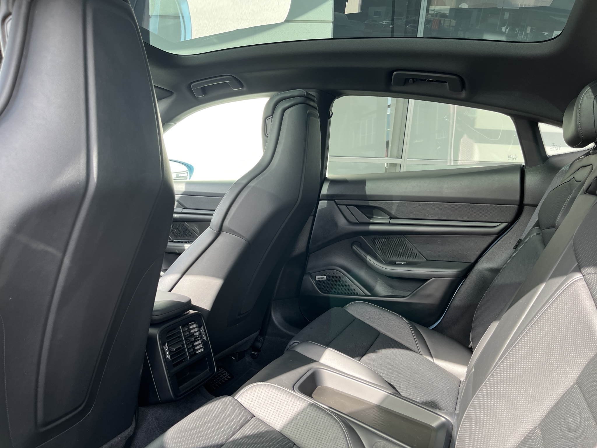 Porsche Taycan 2021 - 15