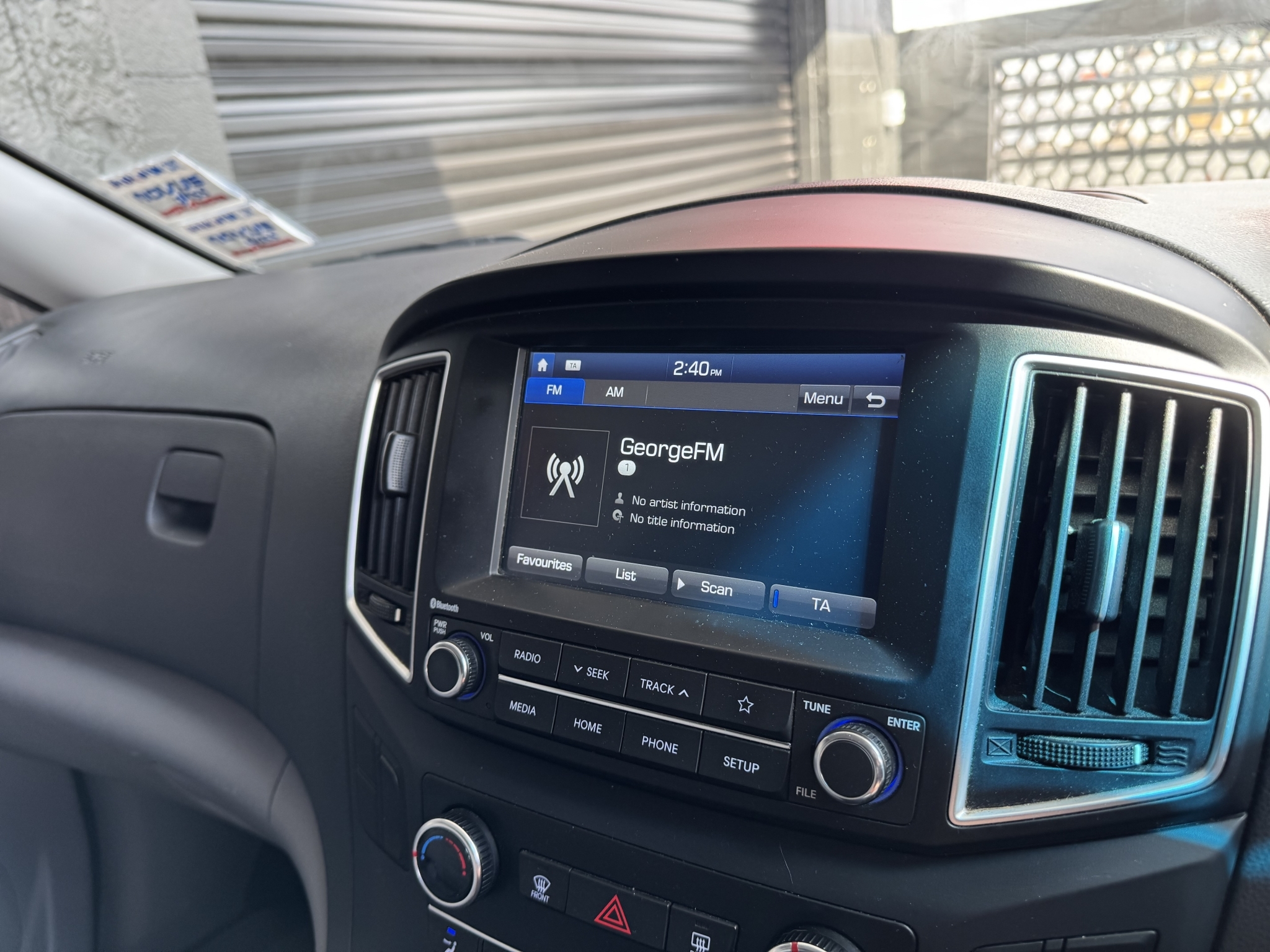 Hyundai iLoad 2021 - 13