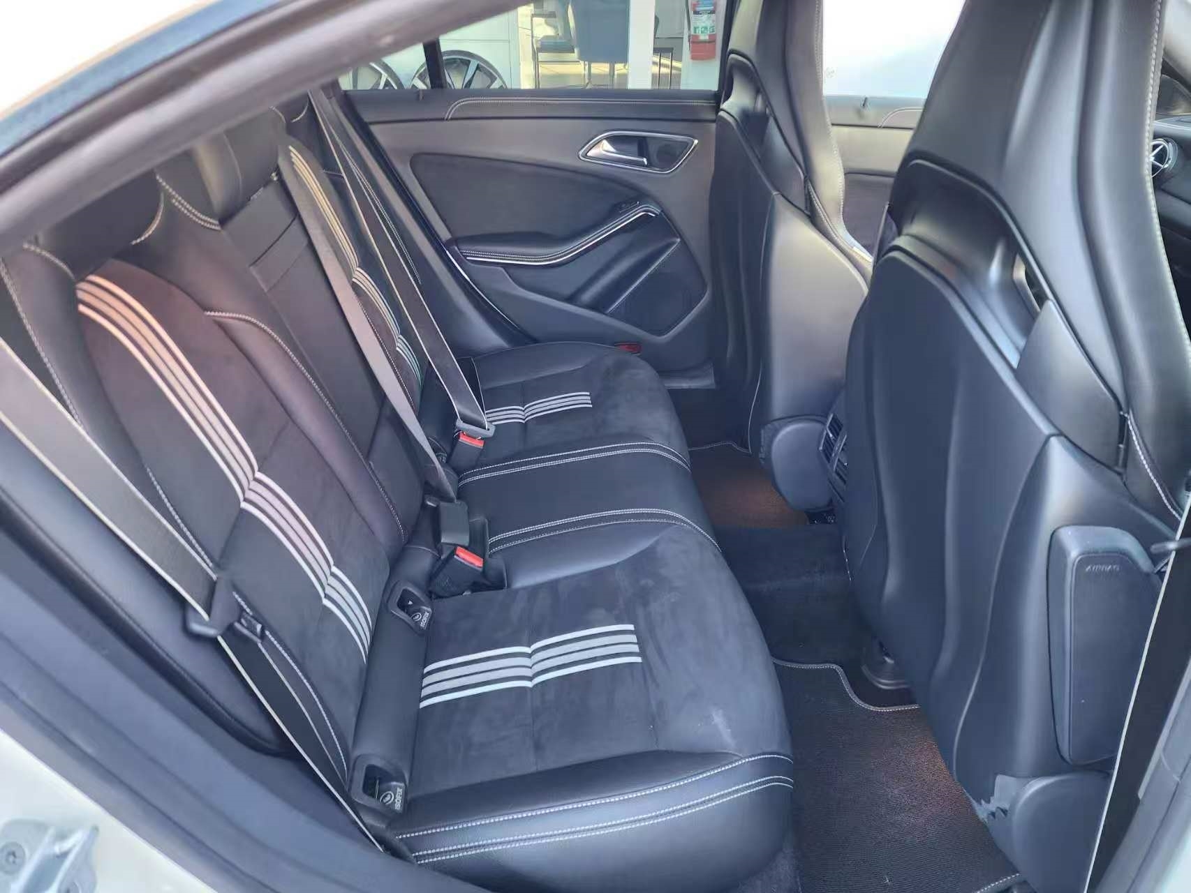 Mercedes-Benz CLA 250 2018 - 9