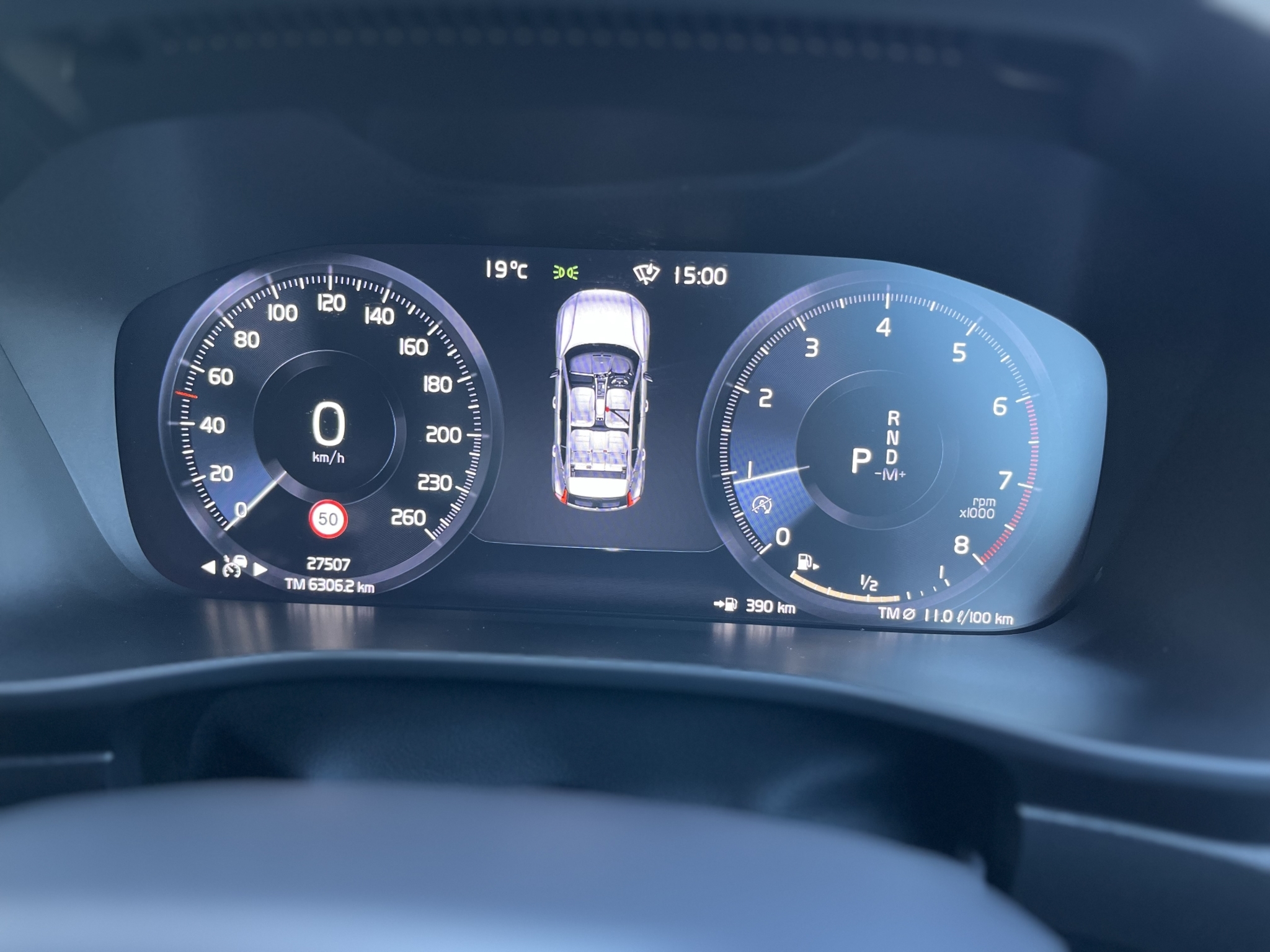 Volvo XC40 2022 - 11