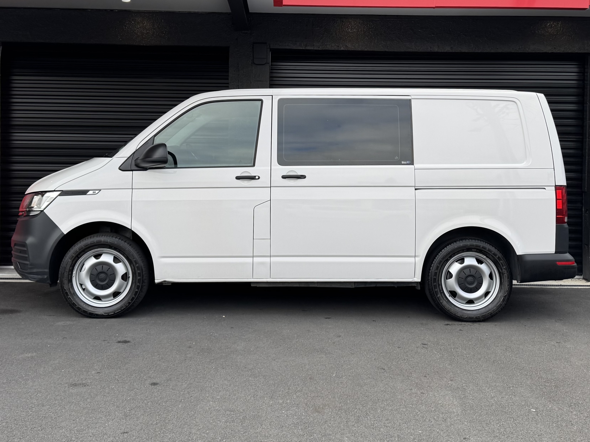 Volkswagen Transporter 2022 - 3