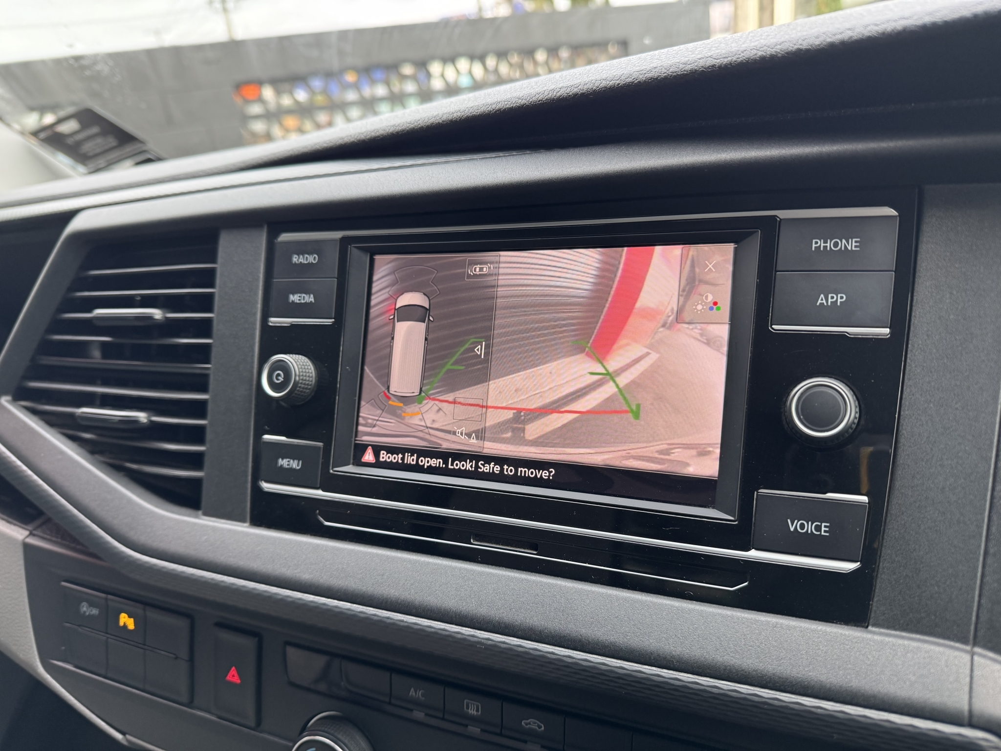 Volkswagen Transporter 2022 - 13