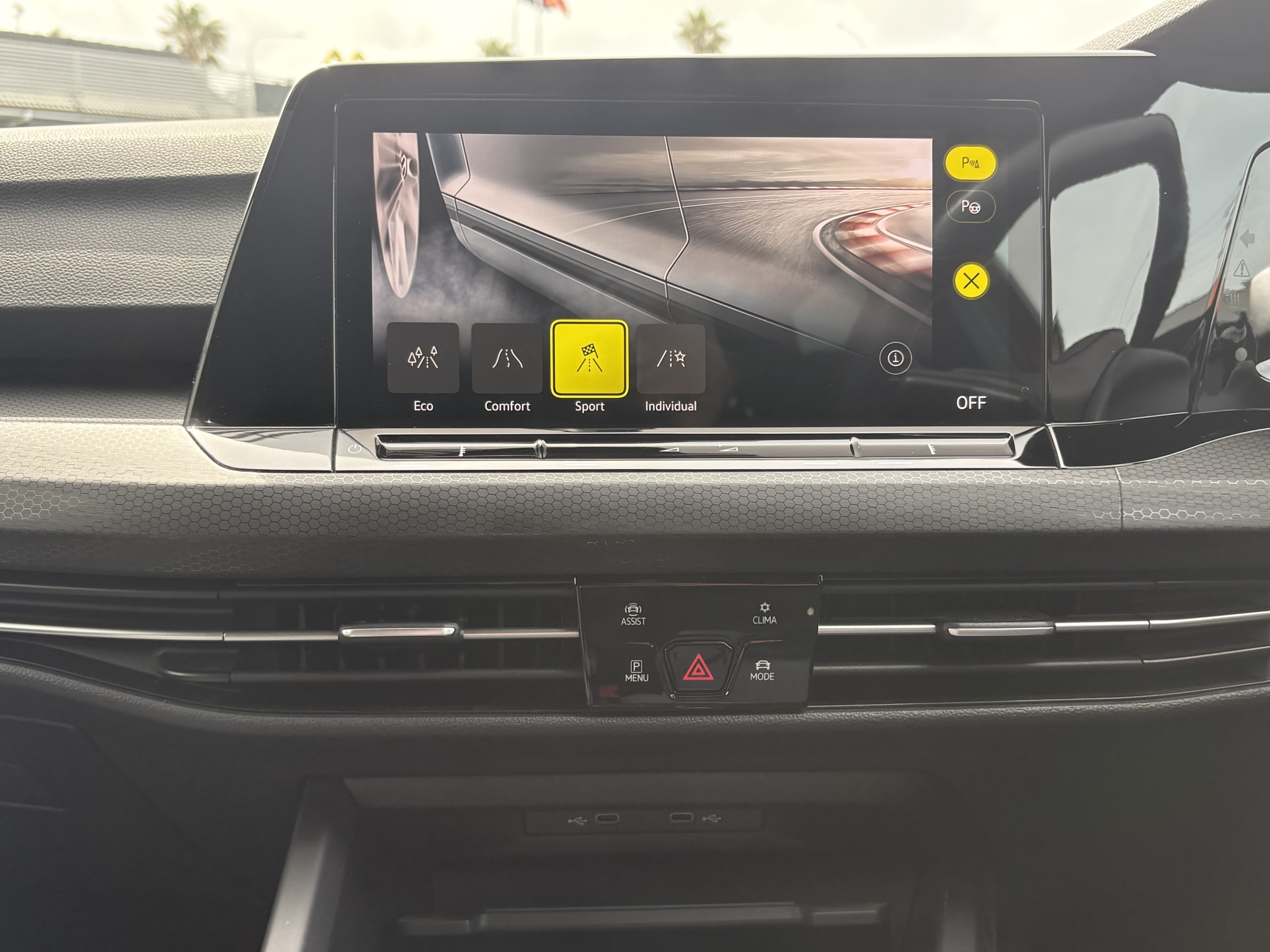 Volkswagen Golf 2021 - 12