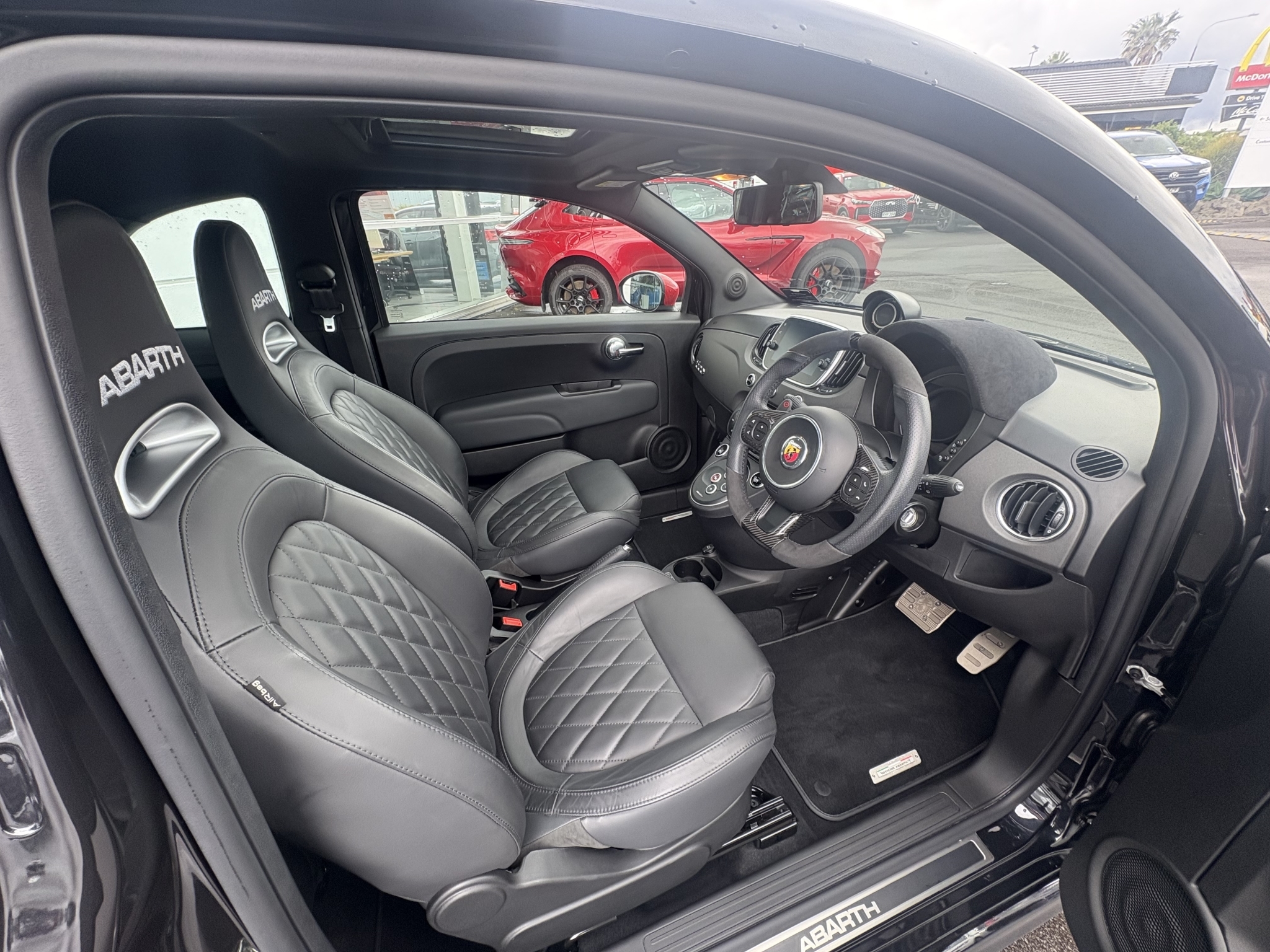 Fiat Abarth 2022 - 13